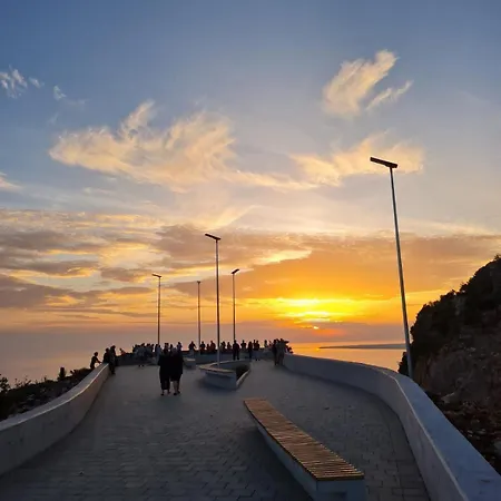 Appartamento The Butterfly Seafront & Amazing Views By Pikhost