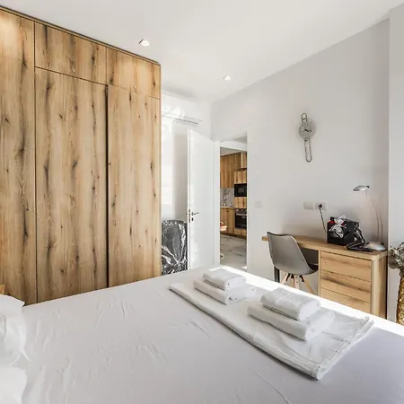 Appartement The Butterfly | Seafront & Amazing Views By Pikhost *