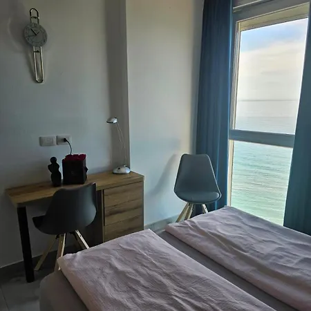 Apartment Butterfly Shengjin *